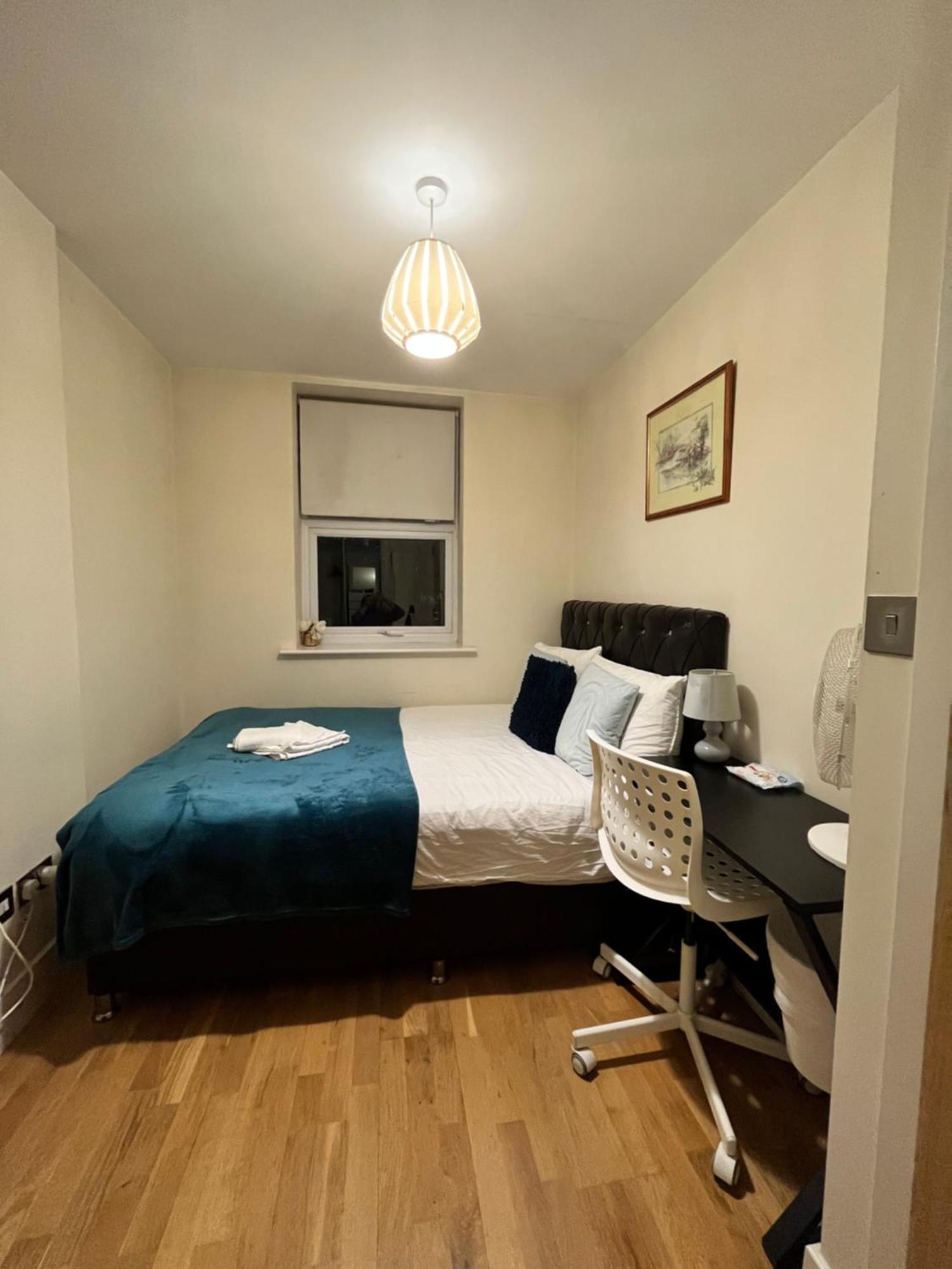 Metropolitan Coziness Private Bedrooms In Euston Station 161 London Eksteriør billede