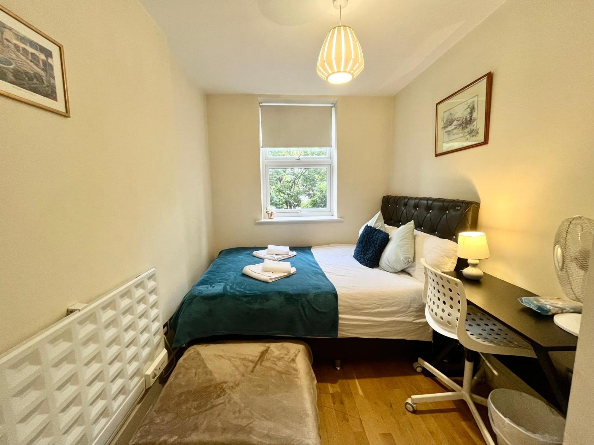 Metropolitan Coziness Private Bedrooms In Euston Station 161 London Eksteriør billede