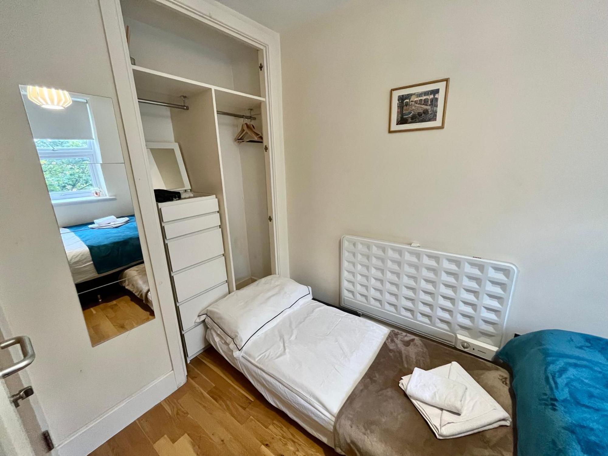 Metropolitan Coziness Private Bedrooms In Euston Station 161 London Eksteriør billede