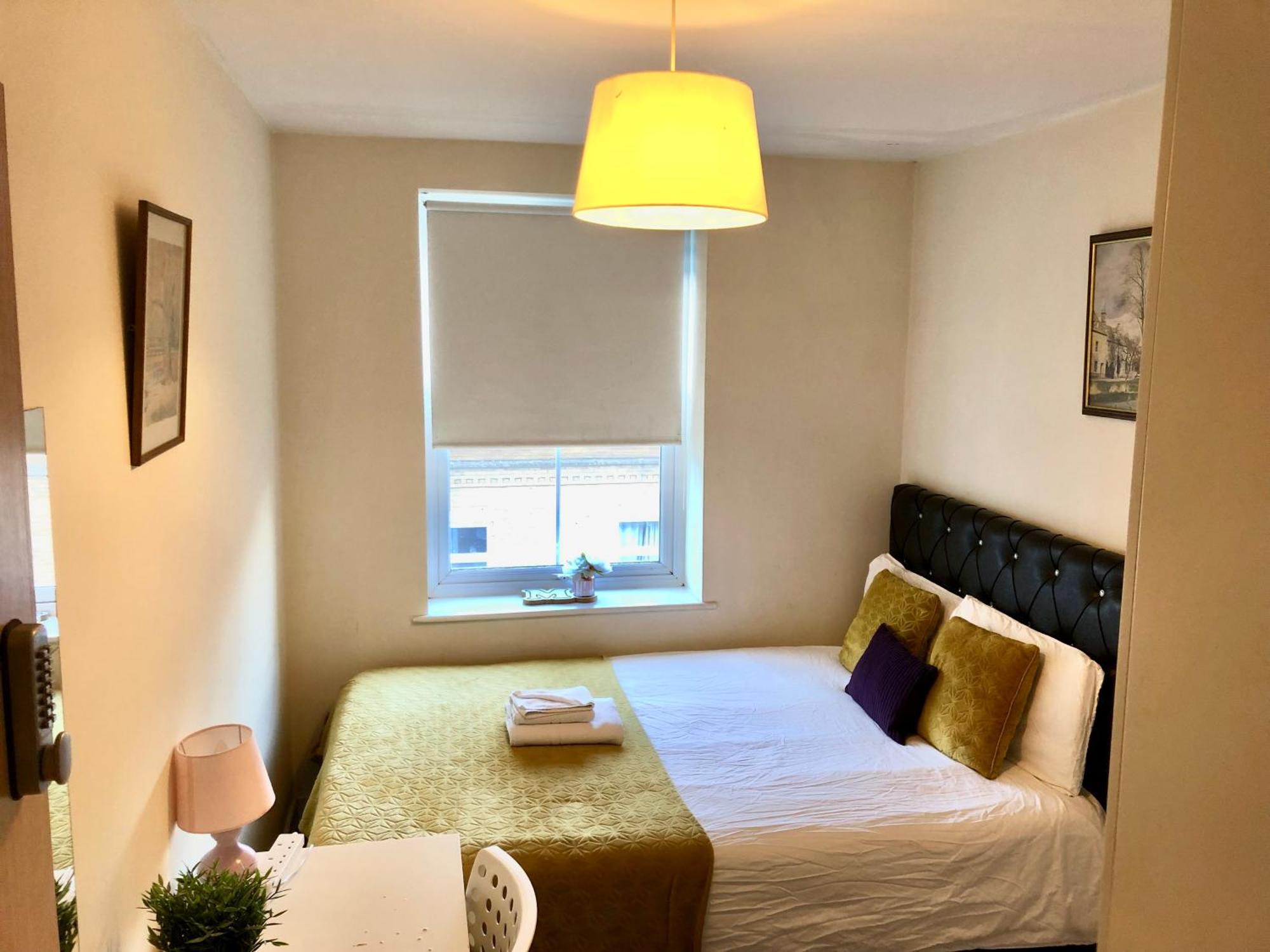 Metropolitan Coziness Private Bedrooms In Euston Station 161 London Eksteriør billede