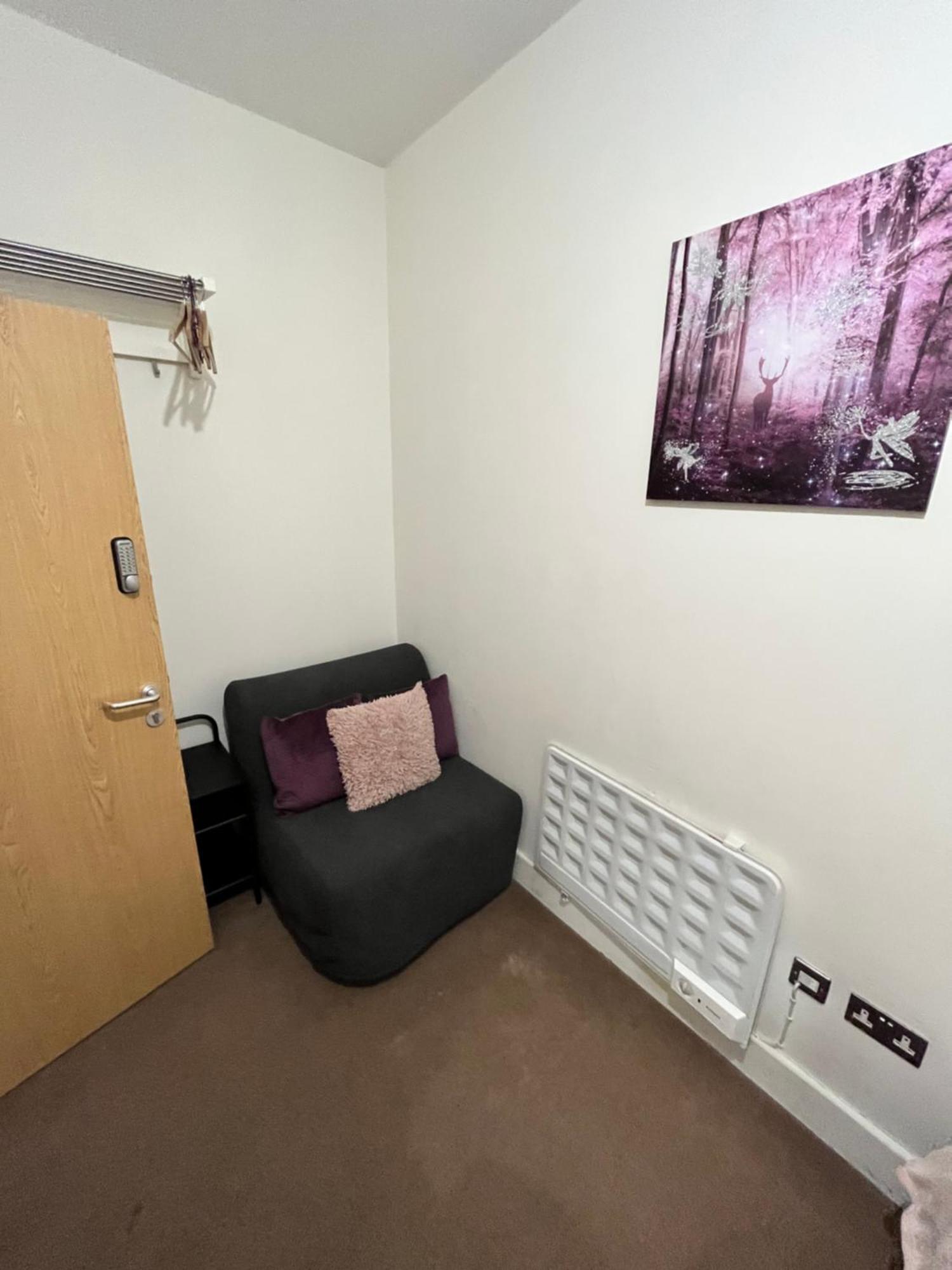 Metropolitan Coziness Private Bedrooms In Euston Station 161 London Eksteriør billede